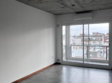 Departamento · 45m² · 2 Ambientes · Departamento de un Dormitorio con Balcon Al Frente - Rosario