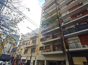 Departamento · 100m² · 4 Ambientes · 1 Cochera · 4 Ambientes Contrafrente en un Piso Once. (Ultimo Piso)