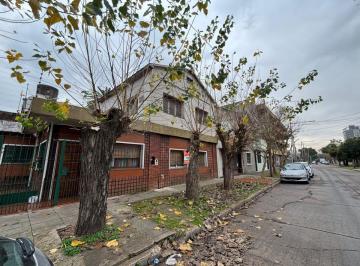 Casa de 3 ambientes, Quilmes · Hermoso PH Al Frente – Excelente Ubicación
