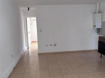 Departamento · 52m² · 3 Ambientes · Departamento en Venta en Calle Armenia Esquina Av Patria - Pueyrredon