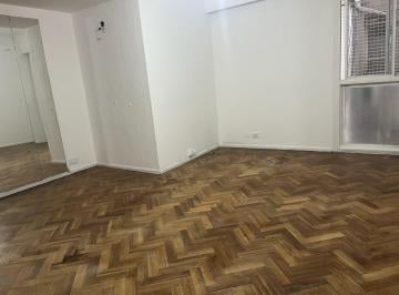 Departamento · 65m² · 4 Ambientes · Departamento de 3 Ambientes con Dependencia en Recoleta