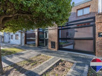Casa · 254m² · 5 Ambientes · 3 Cocheras · Casa en Venta, La Plata