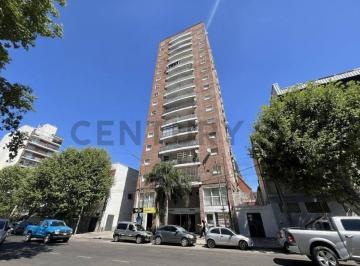 Departamento · 80m² · 3 Ambientes · 1 Cochera · Alquiler – Depto. 3 Ambientes C/balcón Corrido – Piso 11 Al Frente con Cochera y Baulera