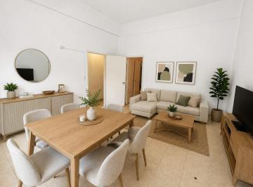 Casa · 132m² · 4 Ambientes · 1 Cochera · Casa en Avellaneda