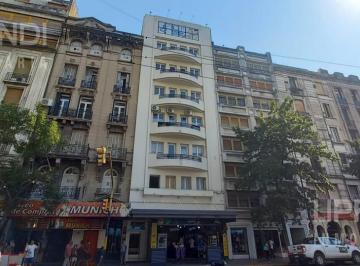 Oficina comercial · 50m² · 1 Ambiente · Buena Ubicacion - Planta Libre - 50 m²