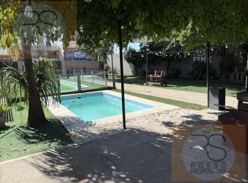 Local comercial · 300m² · Salón de Eventos en Venta - Ramos Mejia