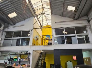 Bodega-Galpón , Chacarita · Excelente Ubicacion en Chacarita