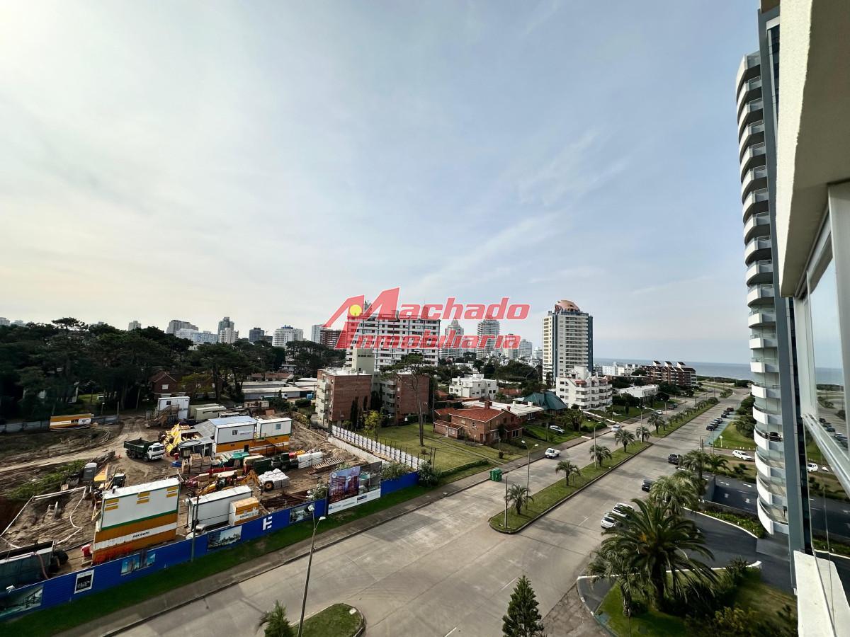 Avenida Chiverta, entre Arazati y Amazonas ,Punta del Este,Otros Paises