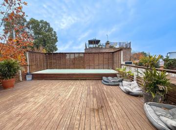 Casa · 245m² · 7 Ambientes · Casa en Venta de 3 Plantas, con 2 Terrazas y Pileta - Acassuso, San Isidro