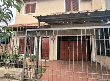 Casa · 4 Dormitorios · 1 Cochera · Casa - Los Boulevares