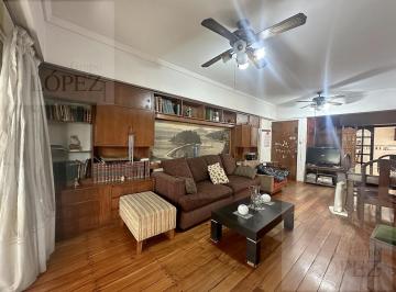 Departamento · 81m² · 4 Ambientes · 1 Cochera · Venta Depto 4 Ambientes Al Frente, Amplio Balcón Terraza Apto Crédito