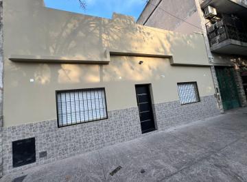 Frente · Casa Moderna con Terraza + Sum – Dueño Directo