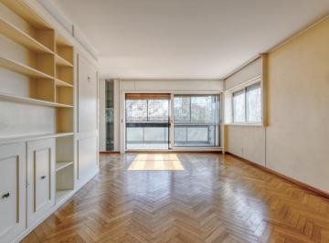 Departamento · 156m² · 5 Ambientes · 1 Cochera · Semipiso en Venta - Belgrano - 3 Dorm., Gran Balcón y Cochera Fija