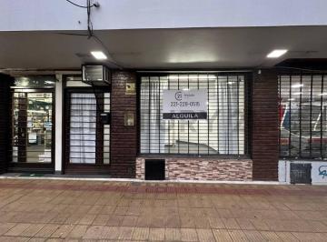 Local comercial · 28m² · 1 Ambiente · Diagonal 74 y 64, Local en Alquiler de 28 m² Aproximadamente.