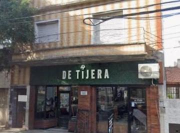 Casa · 270m² · Venta Local 3 Deptos a Refaccionar - Caseros