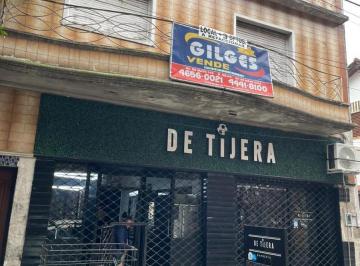 Casa · 270m² · Venta Local 3 Deptos a Refaccionar - Caseros