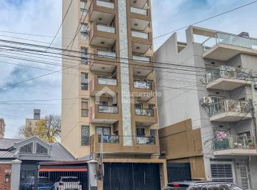 Departamento · 40m² · 2 Ambientes · 1 Cochera · Departamento 2 Ambientes en Venta en Lanús Este, Lanús, G. B. a. Zona Sur. Semipiso!