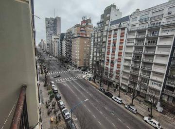 Departamento · 33m² · 2 Ambientes · Departamento 2 Ambientes Al Frente Sobre Av Colón