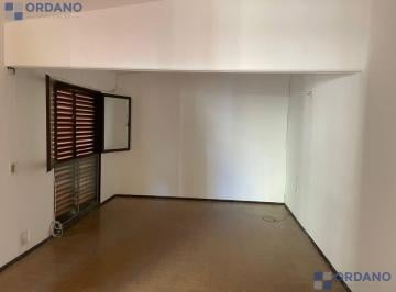 Departamento · 70m² · 3 Ambientes · Departamento en Alquiler B° Pueyrredon