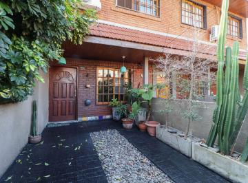 Casa · 128m² · 4 Ambientes · 1 Cochera · Venta Dúplex 4 Amb Carapachay | Impecable Estado!
