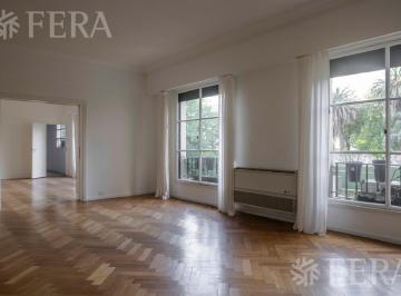 Departamento · 372m² · 5 Ambientes · 1 Cochera · Venta Piso 5 Ambientes con Cochera y Baulera en Retiro