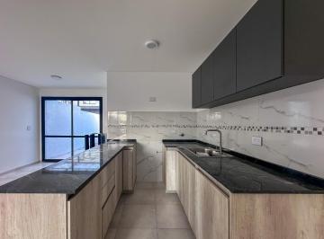 Casa · 70m² · 2 Dormitorios · 1 Cochera · Dúplex en Venta 2 Dorm Cuestas de Manantiales