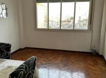 Departamento · 70m² · 3 Ambientes · Departamento en Venta - 2 Dorm. 1 Baño - 70 m² - Monserrat