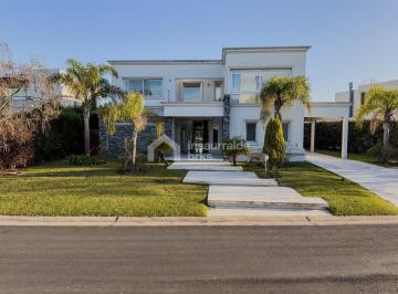 Casa · 420m² · 5 Ambientes · 2 Cocheras · Casa 4 Dorm. en Alquiler en Los Alisos, Nordelta, Tigre
