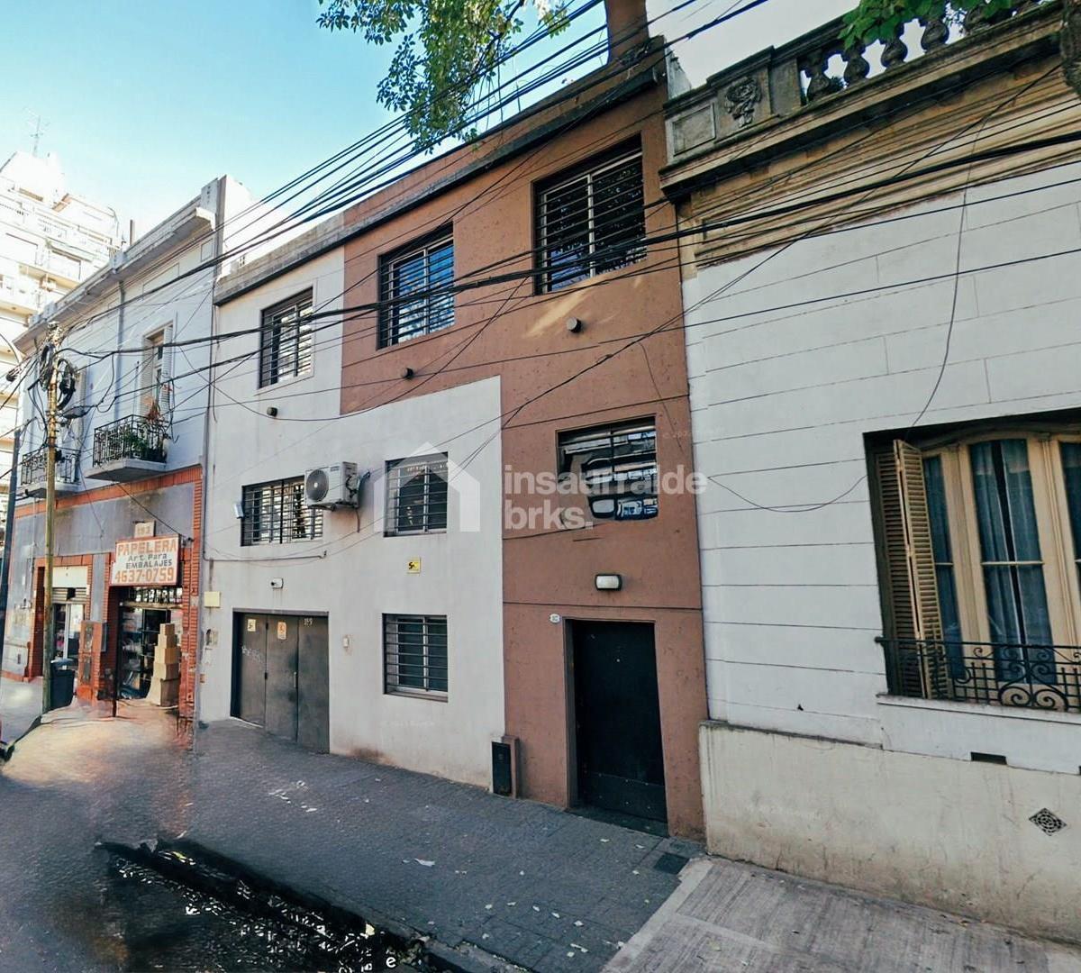 Lafuente 100, Flores, Capital Federal