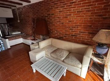 Casa · 60m² · 4 Ambientes · 1 Cochera · Casa en Punta Mogotes por 24 Meses