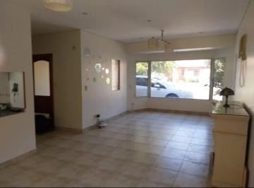 Casa · 150m² · 4 Ambientes · 1 Cochera · Casa en Alquiler con Pileta en Las Condes, Pilar, G. B. a. Zona Norte
