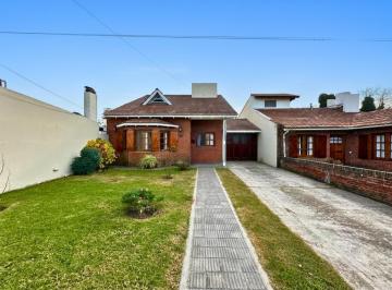 Casa · 188m² · 5 Ambientes · 1 Cochera · Casa en General Madariaga