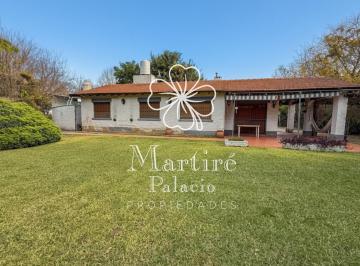 Casa · 99m² · 3 Ambientes · 2 Cocheras · Casa en Venta. Barrio Los Tilos. Villa de Mayo