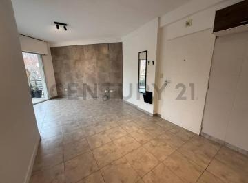 Departamento · 36m² · 2 Ambientes · Venta | 2 Ambientes Luminoso con Balcón Al Frente en Villa Urquiza