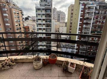 Departamento · 70m² · 3 Ambientes · Venta Dto. 3 Amb. Al Fte. Caballito C/doble Balcon