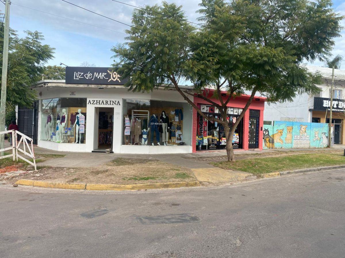 Plaza Belgrano & Calle 14 B, City Bell, La Plata