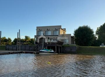 Casa · 200m² · 5 Ambientes · Casa a La Venta en Isla del Este, Canal del Este, Zona Delta, Tigre