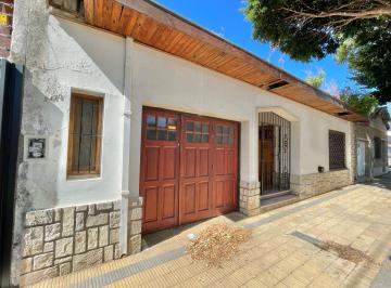 Casa · 120m² · 6 Ambientes · 1 Cochera · Casa en Venta en Victoria, San Fernando