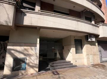 Departamento · 61m² · 4 Ambientes · 1 Cochera · Departamento en La Plata 3er Piso Frente, 2 Dorm., 2 Baños, Cochera Semicubierta, Balcón