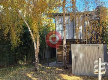 Casa · 85m² · 4 Ambientes · 2 Cocheras · Casa en Venta Club Marimenuco 2da Fila