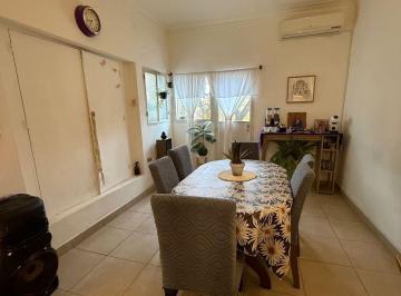 Casa de 4 ambientes, Bahía Blanca · Casa en Venta en Centro