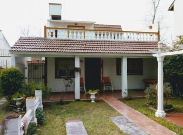 Casa · 1100m² · 5 Ambientes · Casa en Venta - 3 Dorm. 2 Baños - San Bernardo del Tuyú