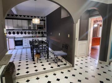 Departamento de 4 ambientes, Monte Castro · Lope de Vega 1900/ PH 4 Ambientes/ Luminoso, Patio y Terraza/ 160 M&sup2;/ U$s 190.000
