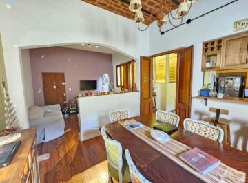 Departamento · 74m² · 4 Ambientes · Venta Depto 4 Amb Reciclado a Nuevo - Peron 1252