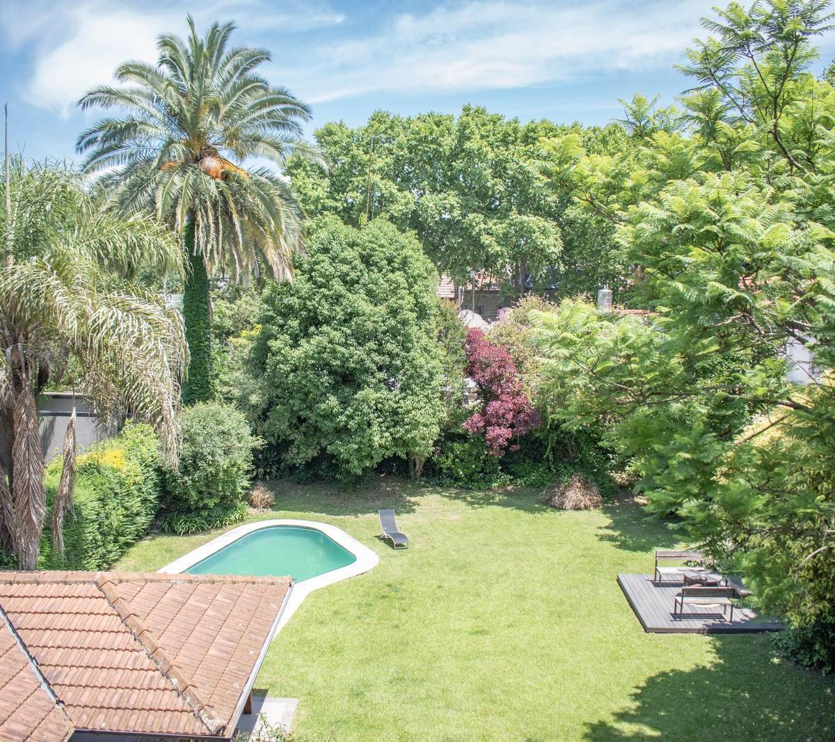 Casa  500 m2 + Pileta Gaspar Campos 1000