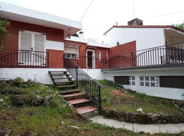 Casa · 95m² · 6 Ambientes · 1 Cochera · Alquiler | 3 Dorm. | Cochera