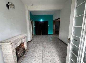 Casa · 85m² · 3 Ambientes · 1 Cochera · Casa 3 Ambientes Villa Luzuriaga