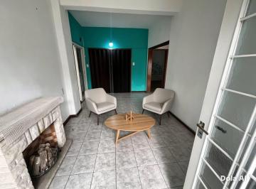 Casa · 85m² · 3 Ambientes · 1 Cochera · Casa 3 Ambientes Villa Luzuriaga