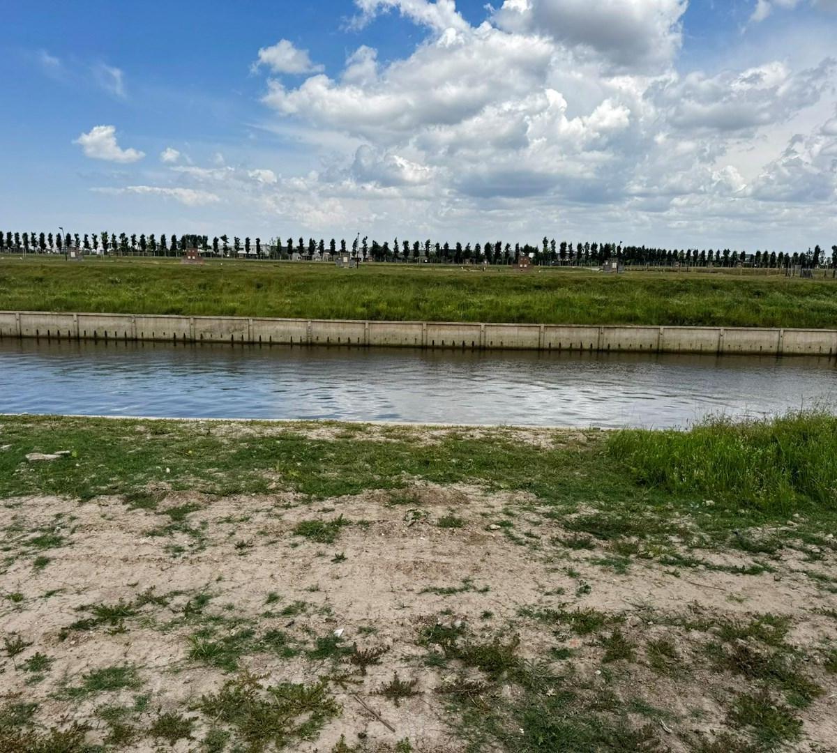 Bahía Villanueva -- Blvd. de Todos los Santos 3500, Villanueva, Tigre