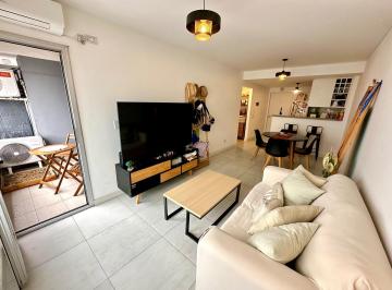 Departamento · 41m² · 2 Ambientes · 1 Cochera · 2 Ambientes C/cochera, Bajas Expensas!a 100 m de Hyrigoyen.